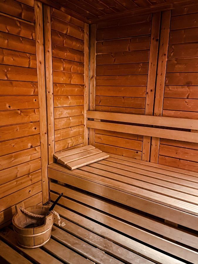 Moderne Altbauwohnung Im Zentrum Von Bern Mit Wellness Bagian luar foto