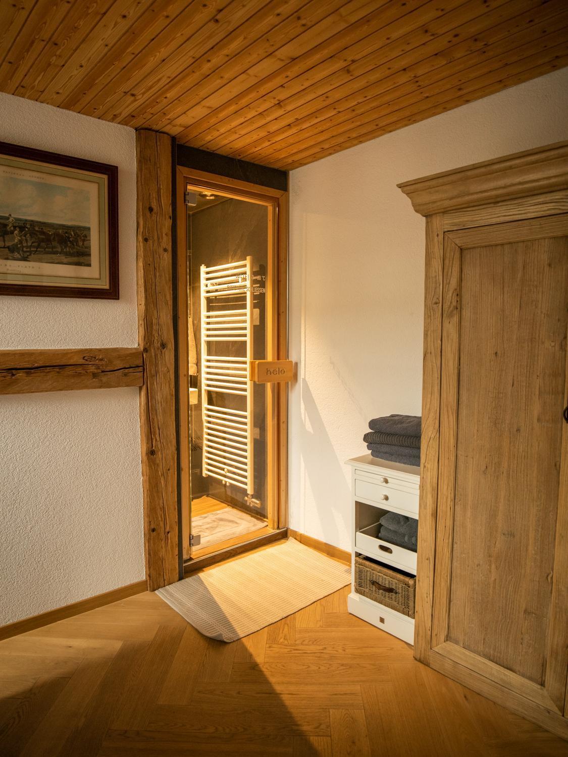 Moderne Altbauwohnung Im Zentrum Von Bern Mit Wellness Bagian luar foto